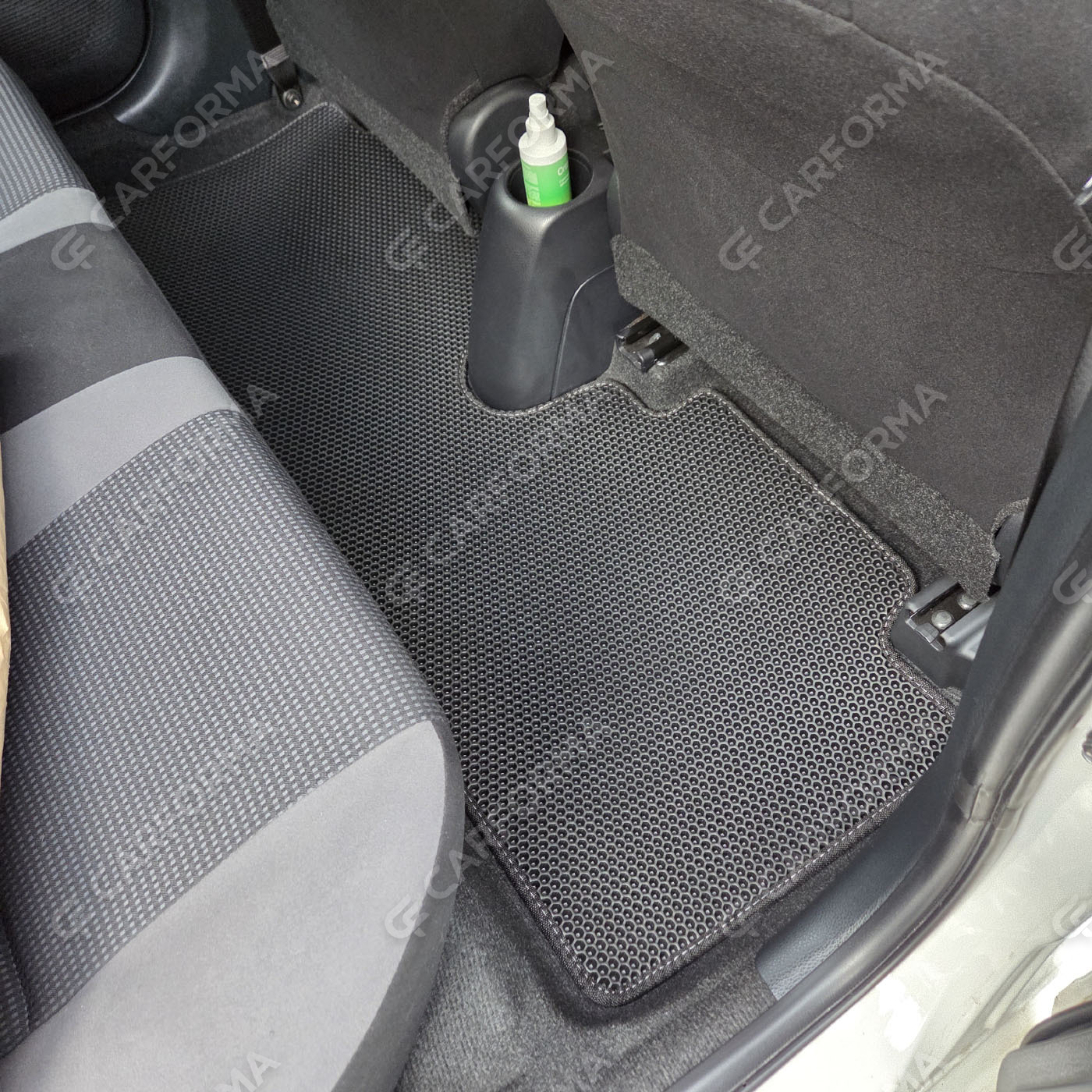 Ворсовые коврики на Toyota Yaris L 2013&nbsp;-&nbsp;2026 в Вологде