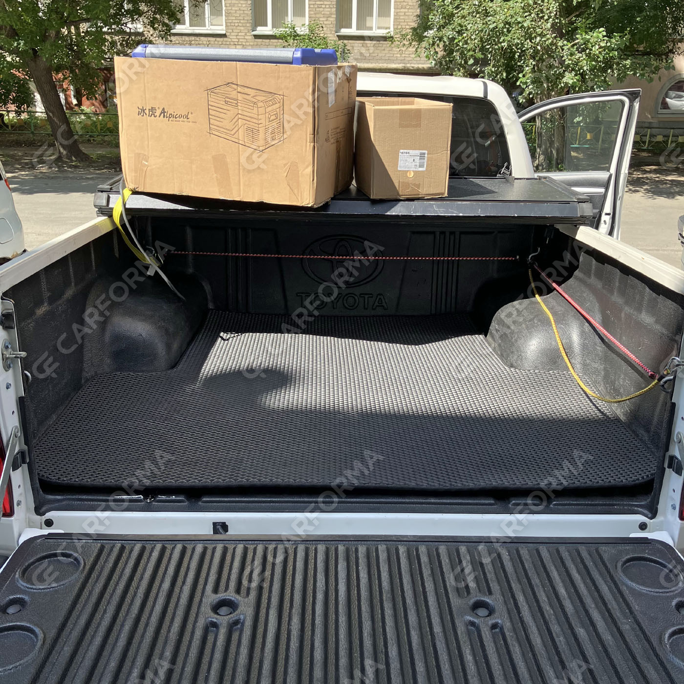 Коврики на Toyota Hilux VII 2008&nbsp;-&nbsp;2015 в Вологде