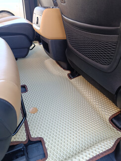 EVA коврики на KIA Carnival IV 11 мест 2020 - 2025 в Вологде EVA коврики на KIA Carnival IV 11 мест 2020 - 2025 в Вологде