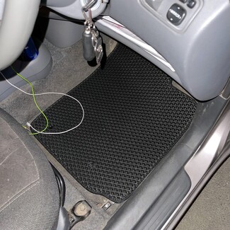 Ворсовые коврики на Toyota Vitz I 1998 - 2005 в Вологде Ворсовые коврики на Toyota Vitz I 1998 - 2005 в Вологде