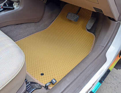 Коврики на Toyota Cynos (L50) 1995 - 1999 в Вологде