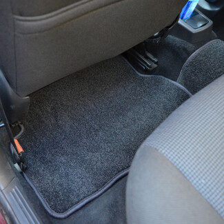 Ворсовые коврики на Ford Focus I 1998 - 2005 в Вологде Ворсовые коврики на Ford Focus I 1998 - 2005 в Вологде